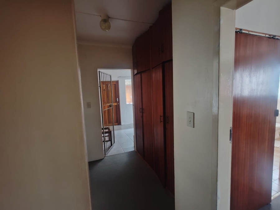 7 Bedroom Property for Sale in Despatch Central Eastern Cape